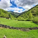 La Cambera Holiday home